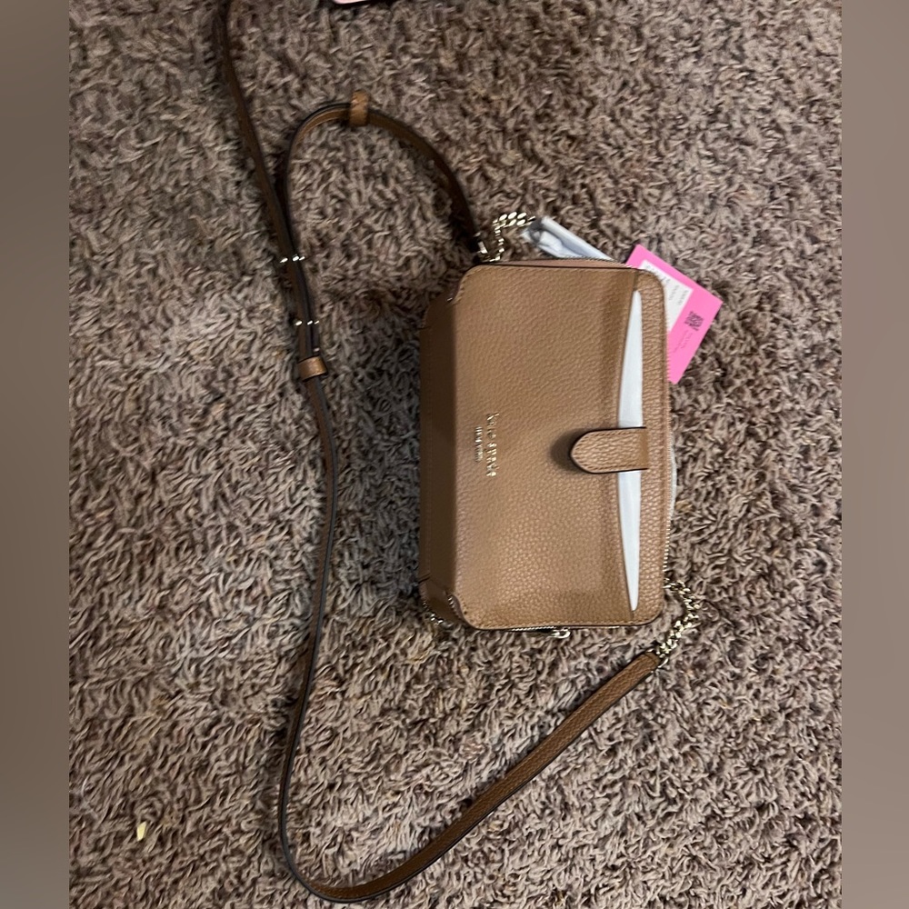 Kate spade purse, new with tags.